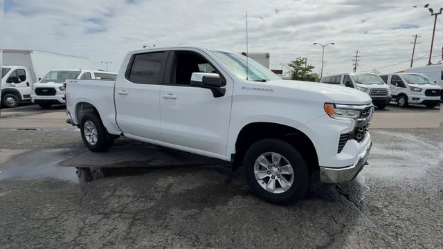 Used 2023 Chevrolet Silverado 1500 LT w/ Work Truck Package AWD/4WD image 2