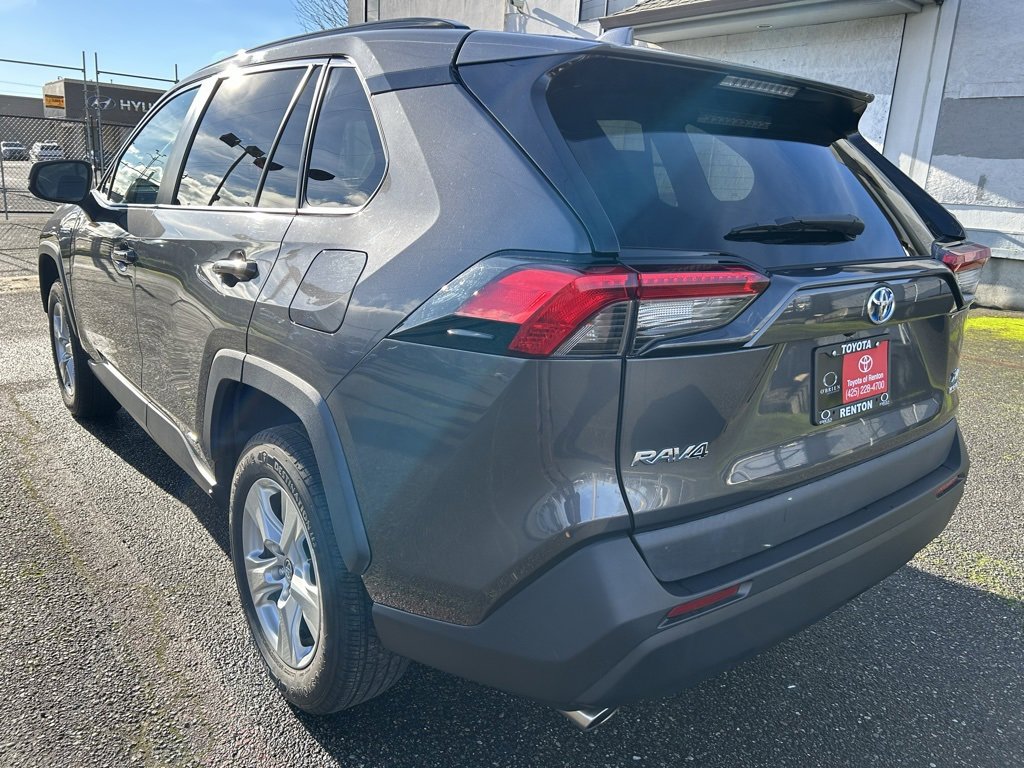 Certified 2020 Toyota RAV4 XLE image 7