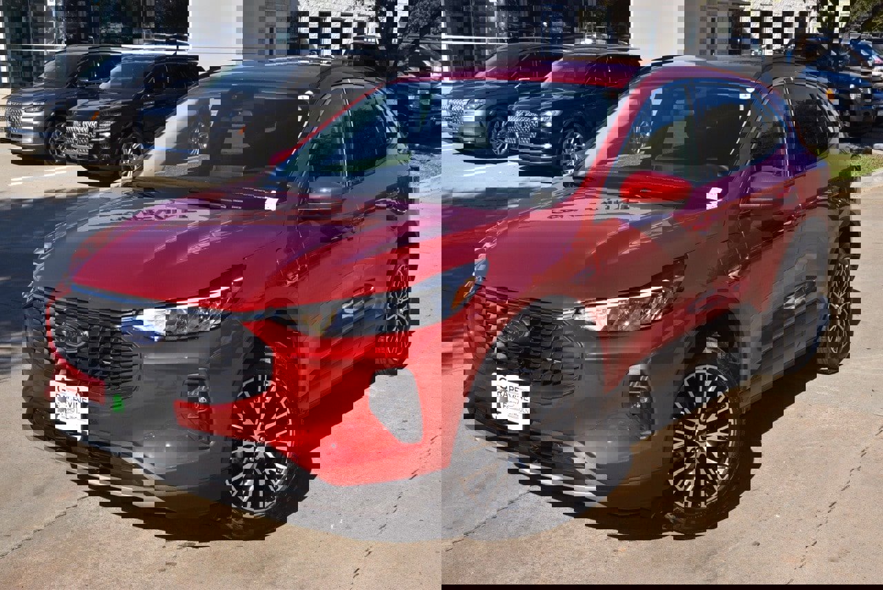 Used 2024 Ford Escape SE image 39