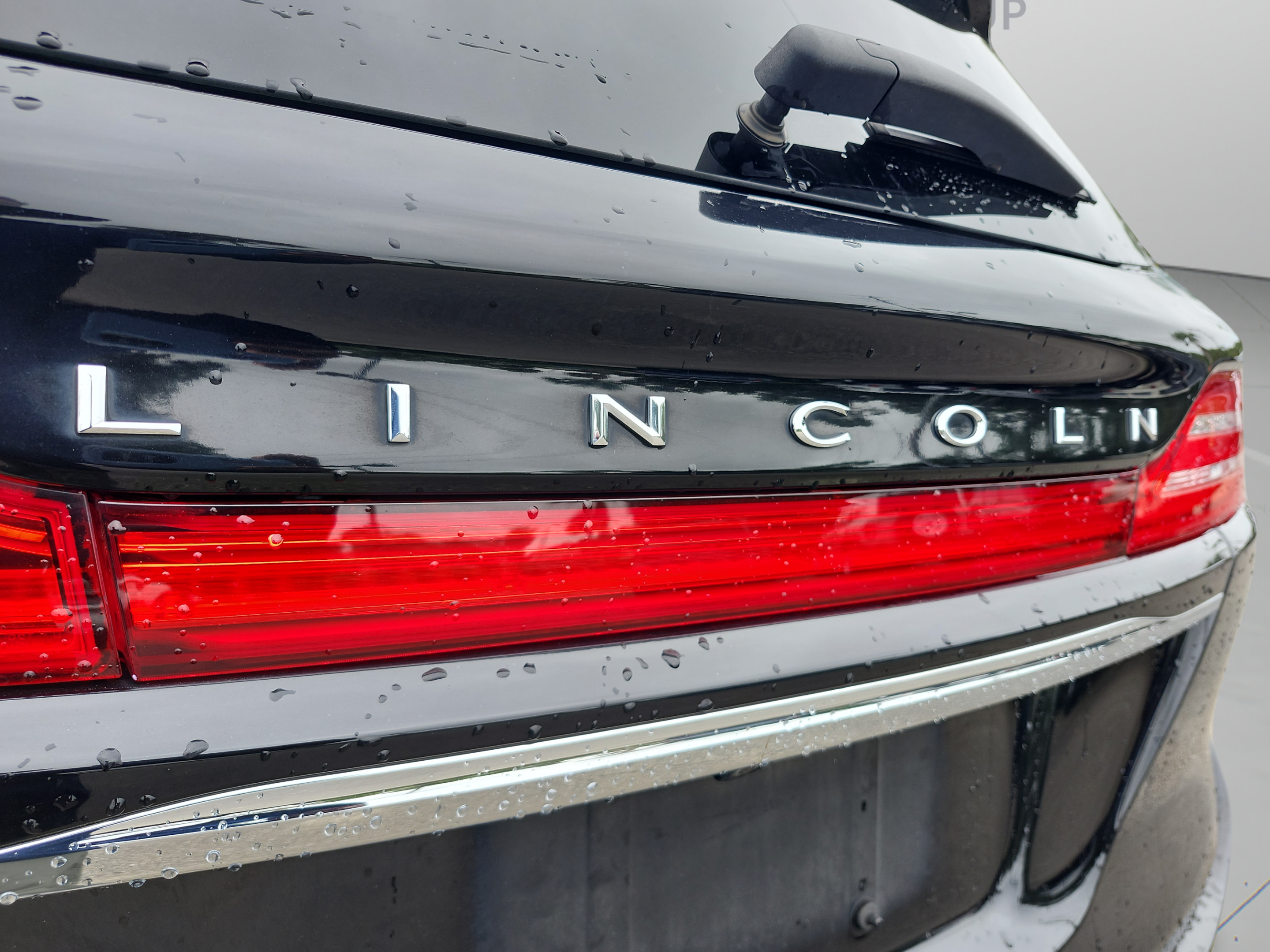 Used 2019 Lincoln MKC Reserve FWD image 22