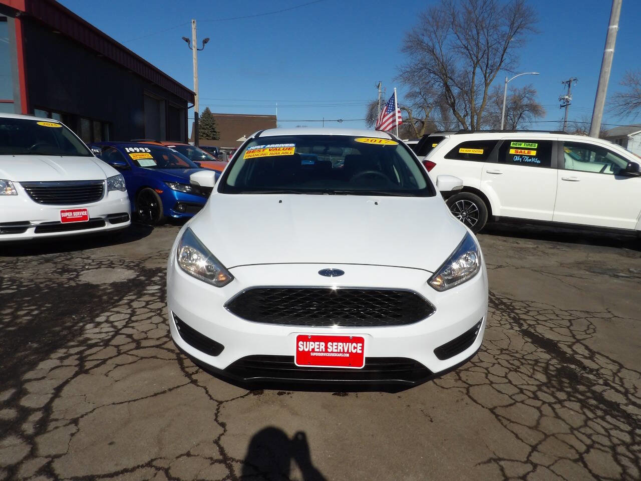 Used 2017 Ford Focus SE w/ Interior Protection Package image 2