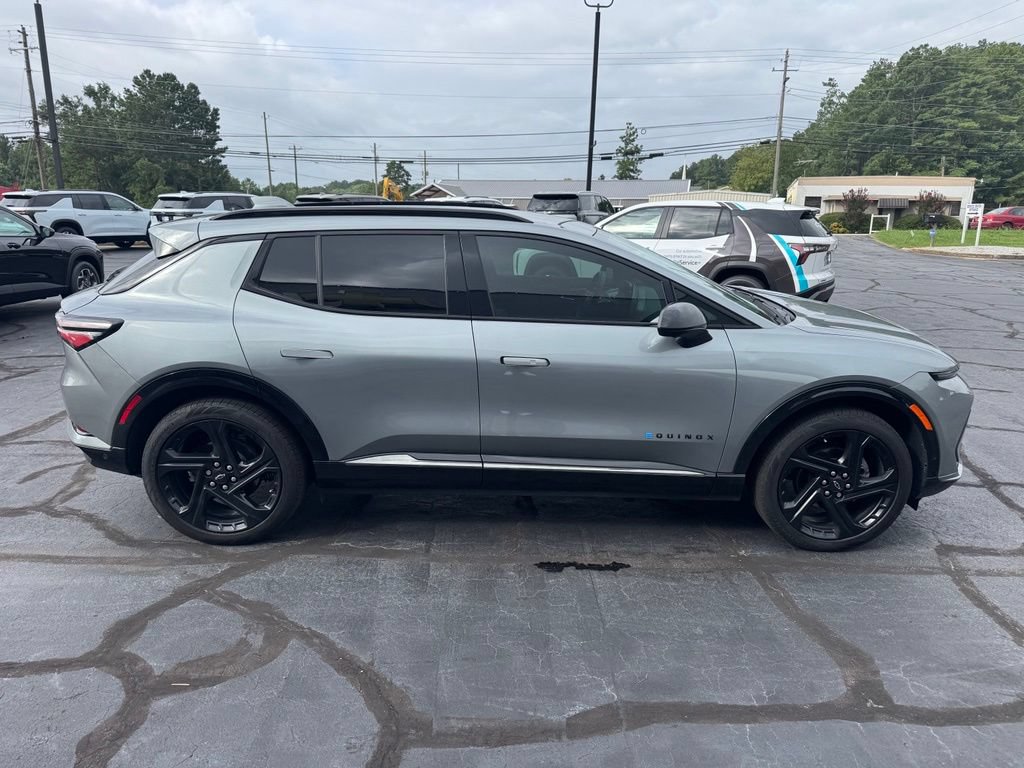 Used 2024 Chevrolet Equinox EV RS AWD/4WD image 12