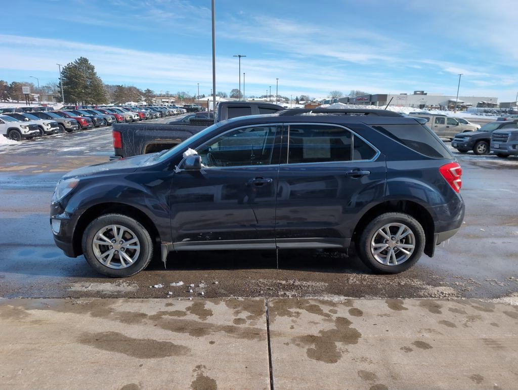 Used 2017 Chevrolet Equinox LT w/ Convenience Package image 5