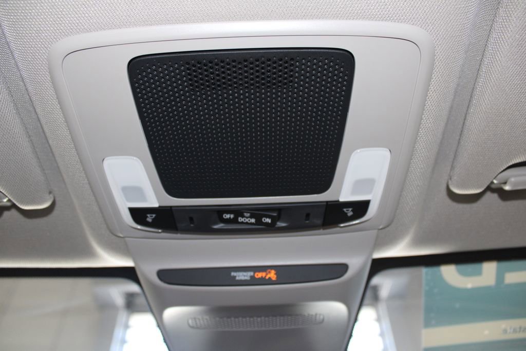 Used 2026 Honda HR-V LX image 33