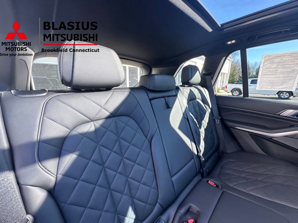 Used 2024 BMW X5 xDrive40i w/ Premium Package image 23