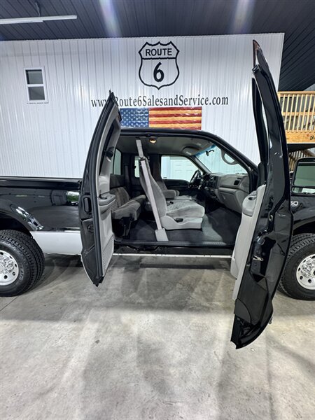 Used 1999 Ford F250 XLT AWD/4WD image 12