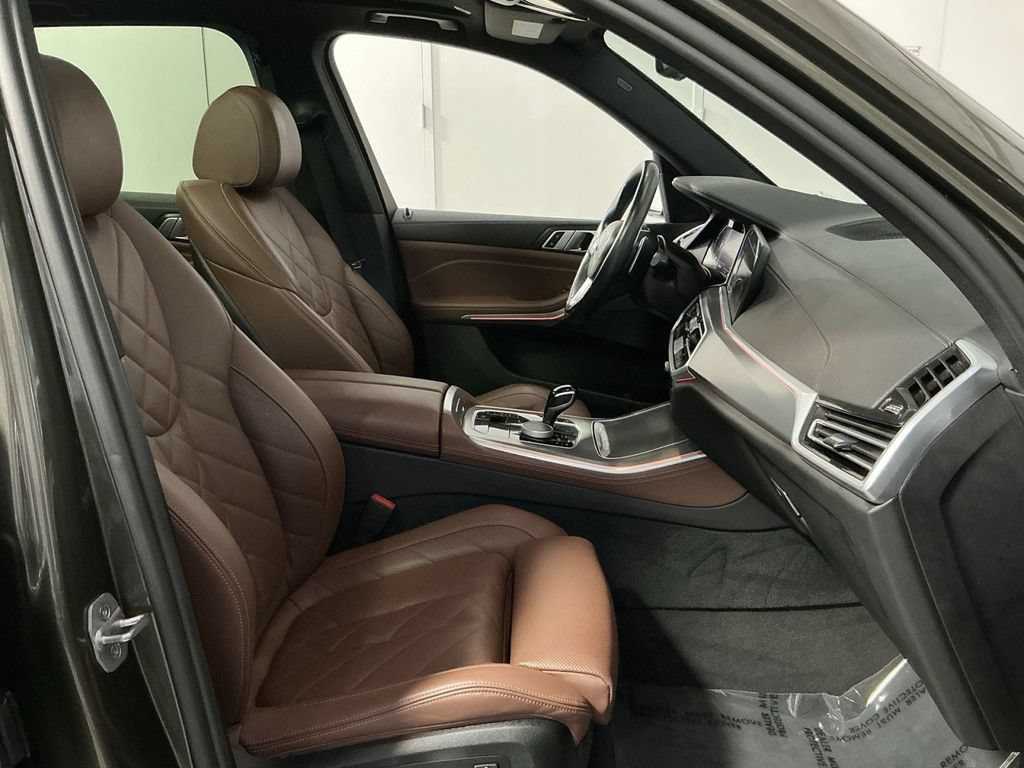 Used 2023 BMW X5 xDrive40i AWD/4WD image 27