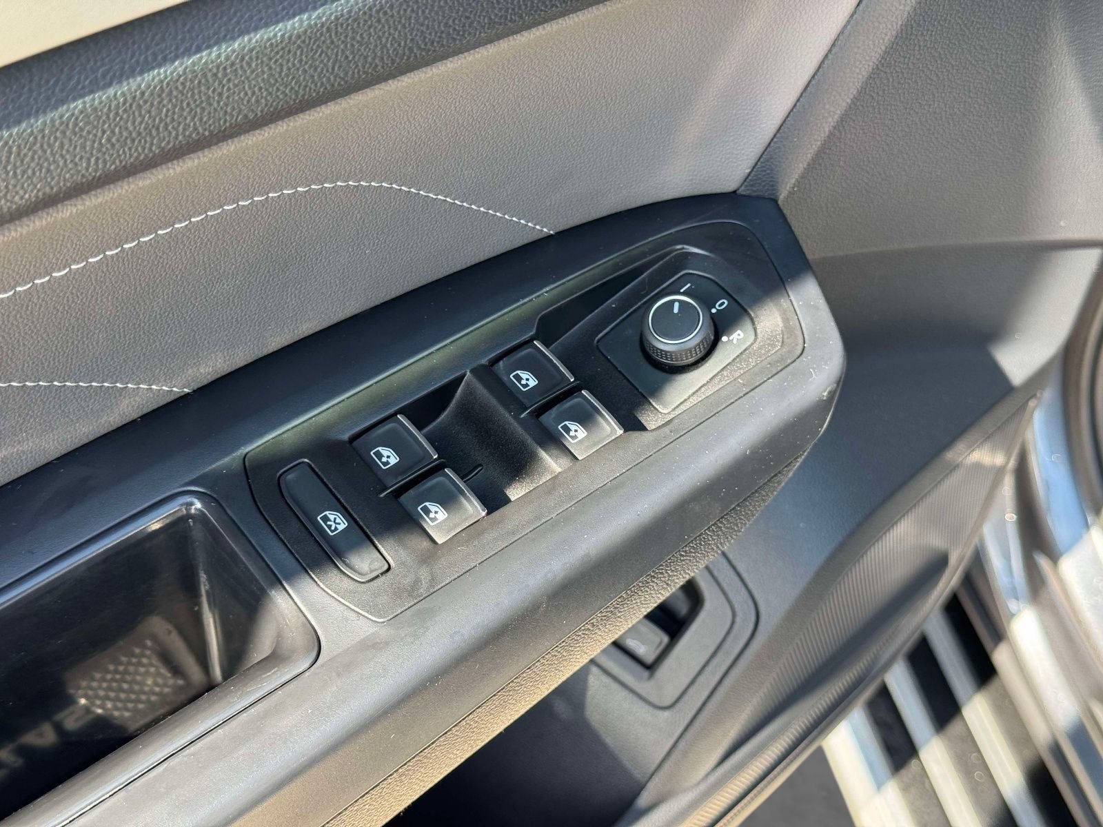 Certified 2021 Volkswagen Atlas SEL AWD/4WD image 23