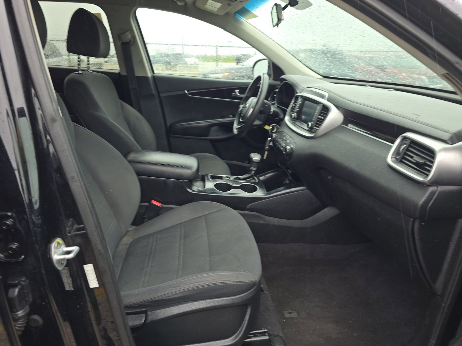 Used 2019 Kia Sorento FWD image 8