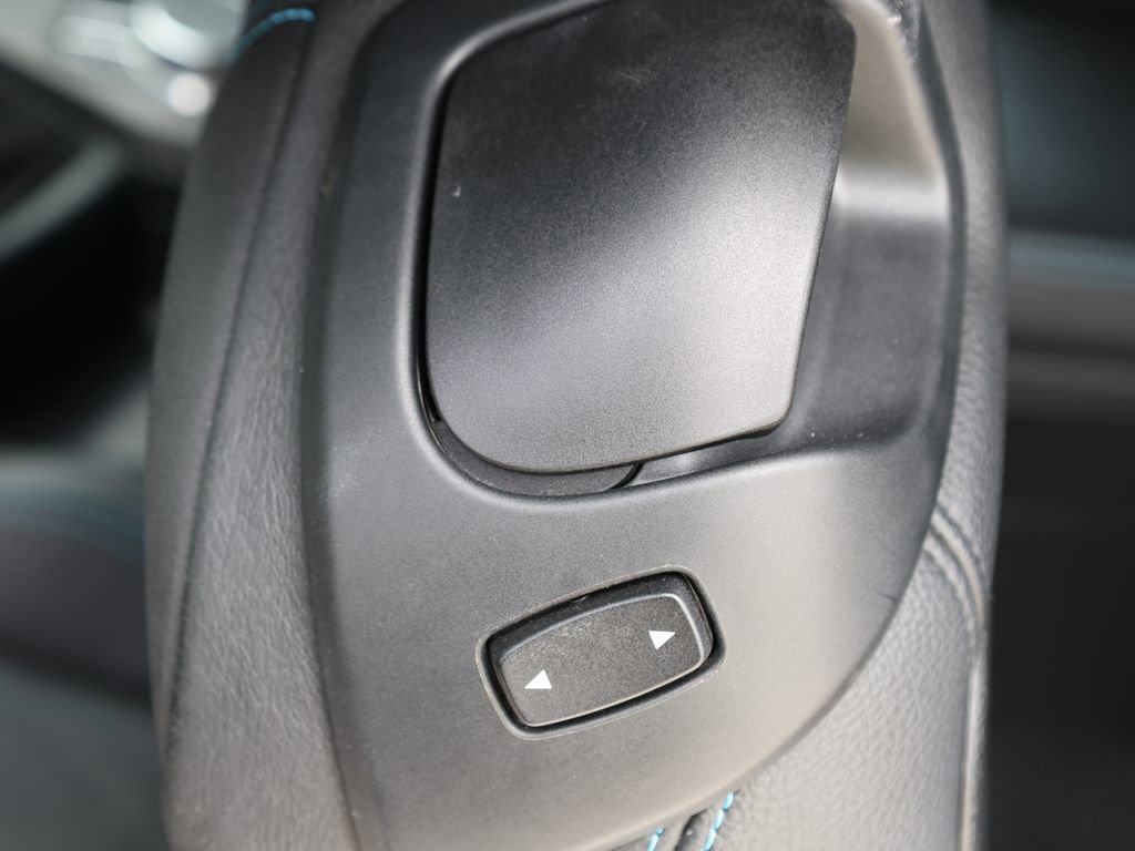 Used 2018 BMW M2 RWD image 18
