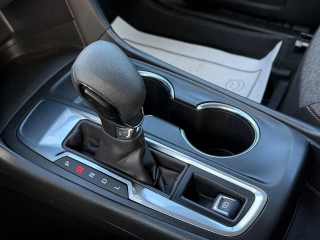 Certified 2024 Chevrolet Equinox LT w/ LPO, Floor Liner Package image 19