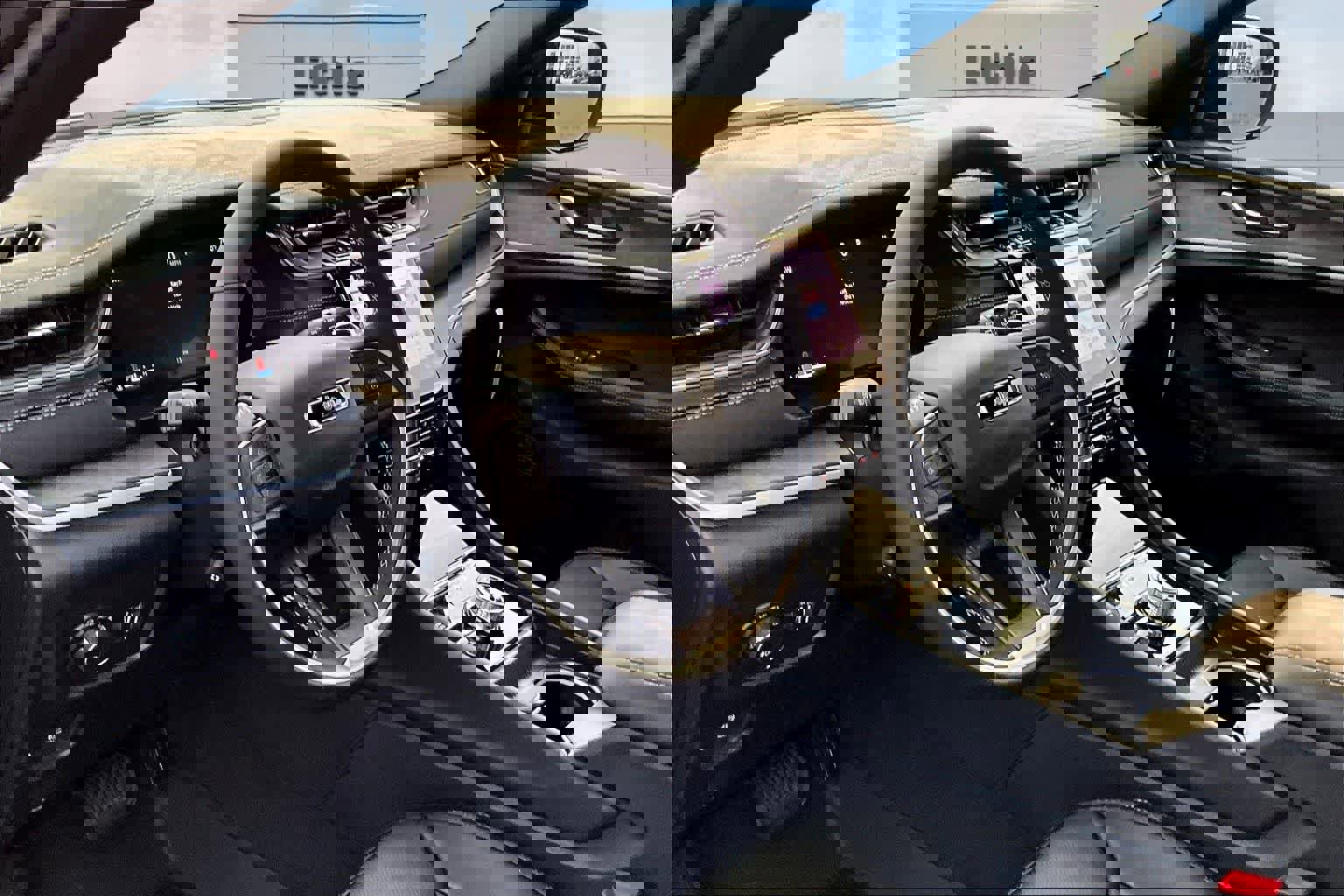 New 2025 Jeep Grand Cherokee L Limited w/ Luxury Tech Group II image 2