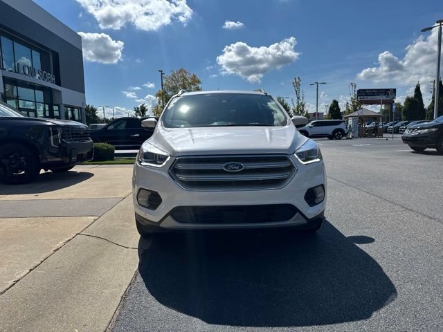 Used 2018 Ford Escape Titanium w/ Ford Safe & Smart Package FWD image 8