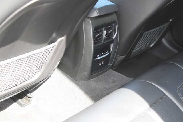 Used 2022 BMW 330e w/ Convenience Package RWD image 39