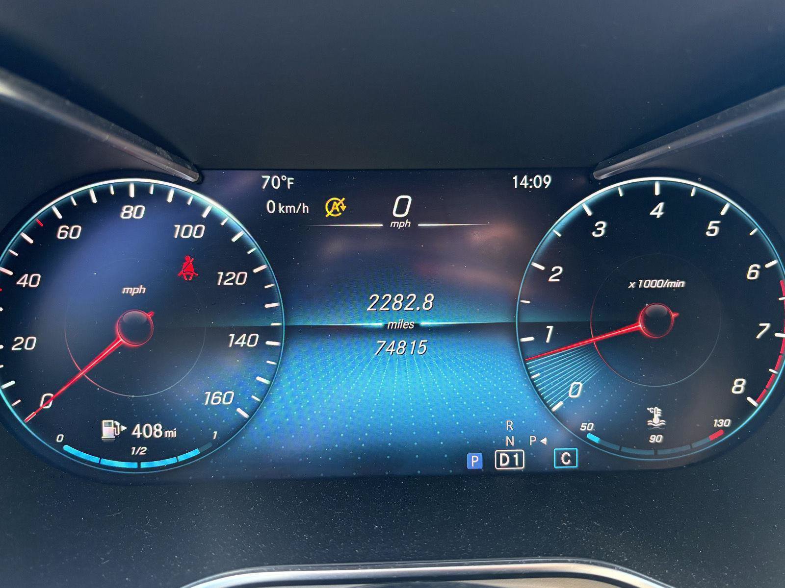 Used 2020 Mercedes-Benz GLC 300 4MATIC Coupe image 13