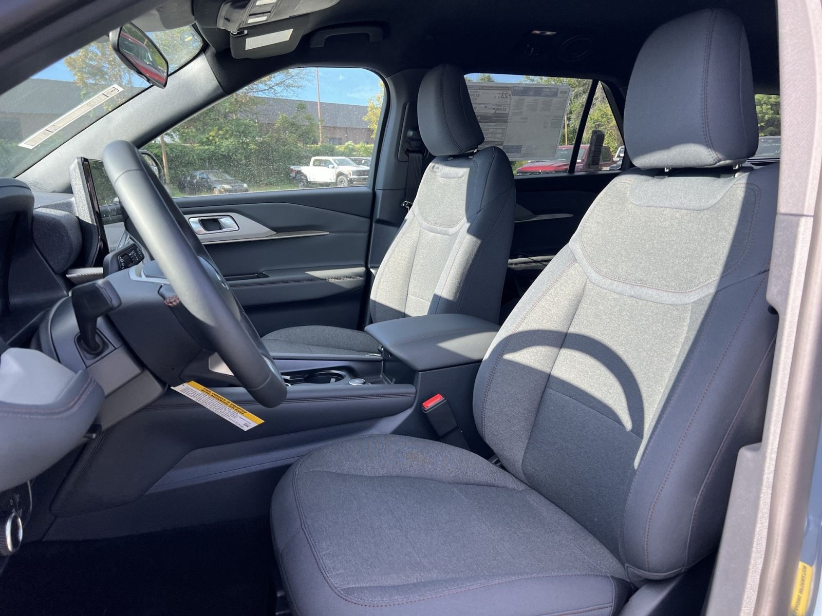 New 2027 Ford Explorer Active AWD/4WD image 13