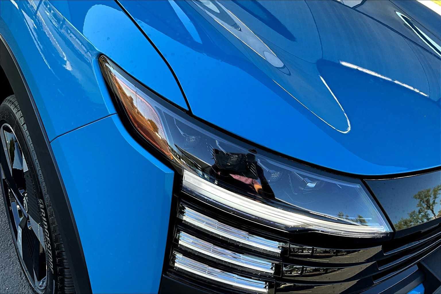 New 2026 Nissan Kicks SR image 13