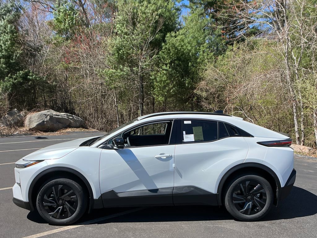 New 2026 Toyota C-HR AWD/4WD image 2