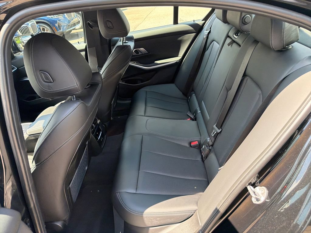Used 2023 BMW 330i Sedan w/ Convenience Package RWD image 20