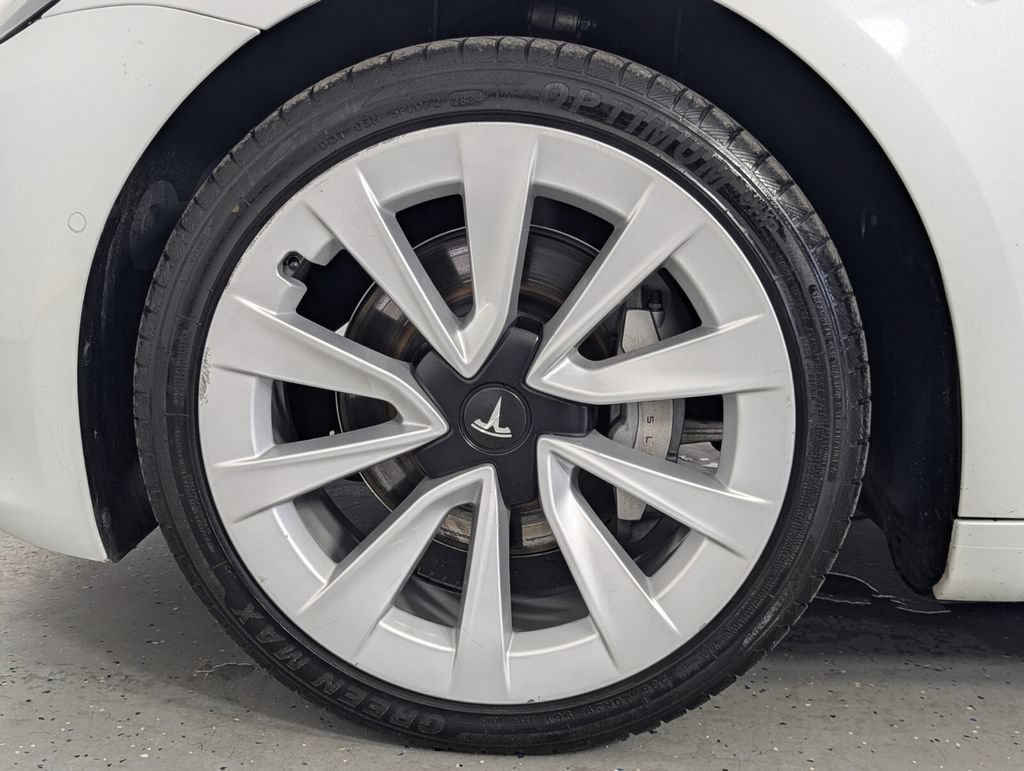 Used 2021 Tesla Model 3 Standard Range Plus RWD image 8