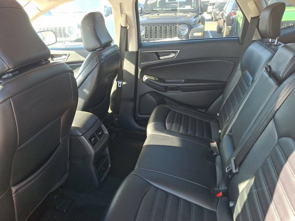 Used 2023 Ford Edge SEL image 20
