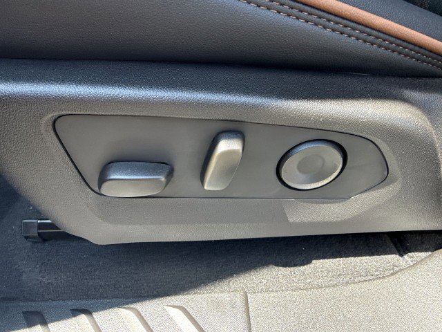 New 2025 GMC Canyon AT4 w/ Nightfall Edition image 14