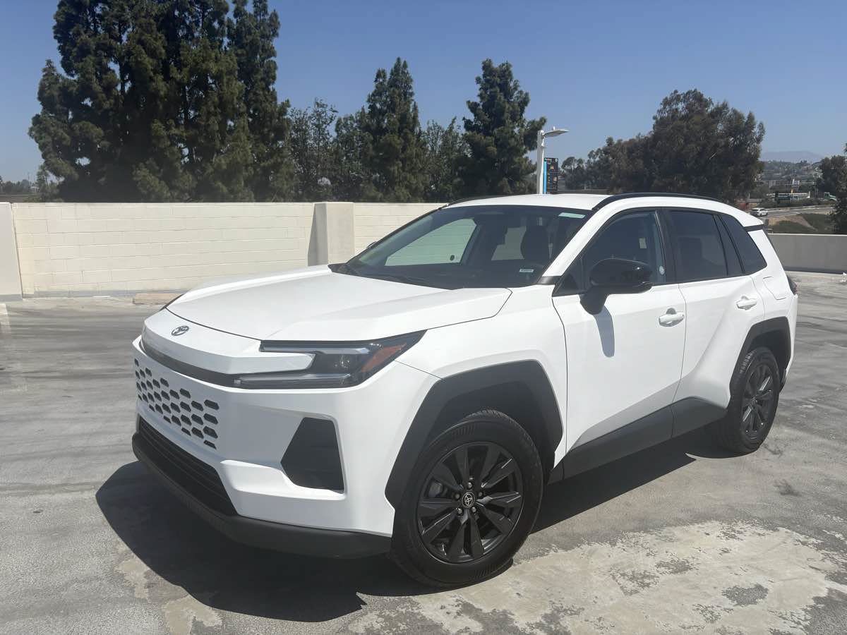 Used 2026 Toyota RAV4 XLE Premium AWD/4WD image 8