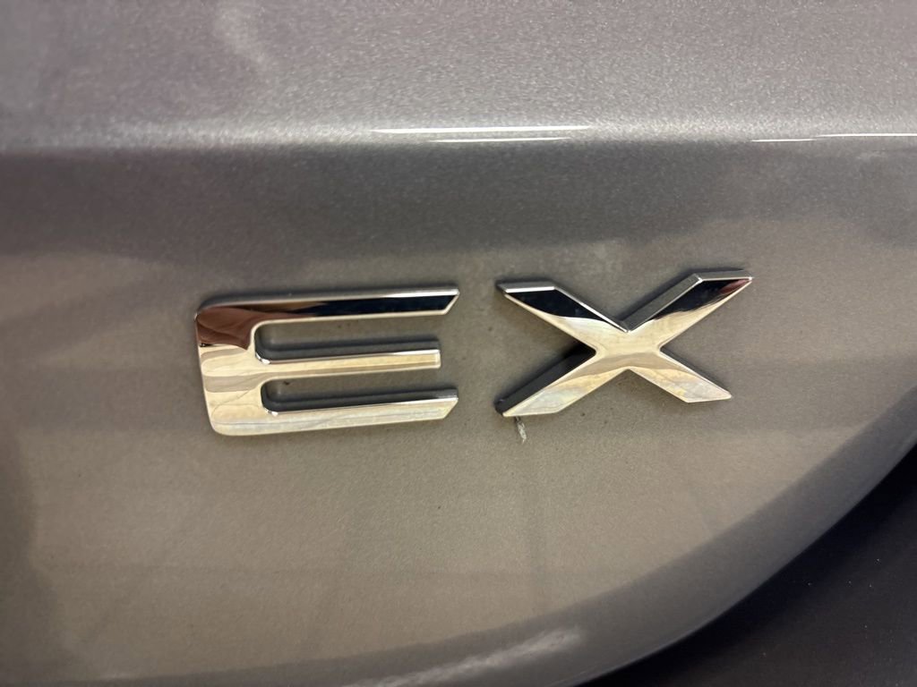 Used 2021 Kia K5 EX image 7