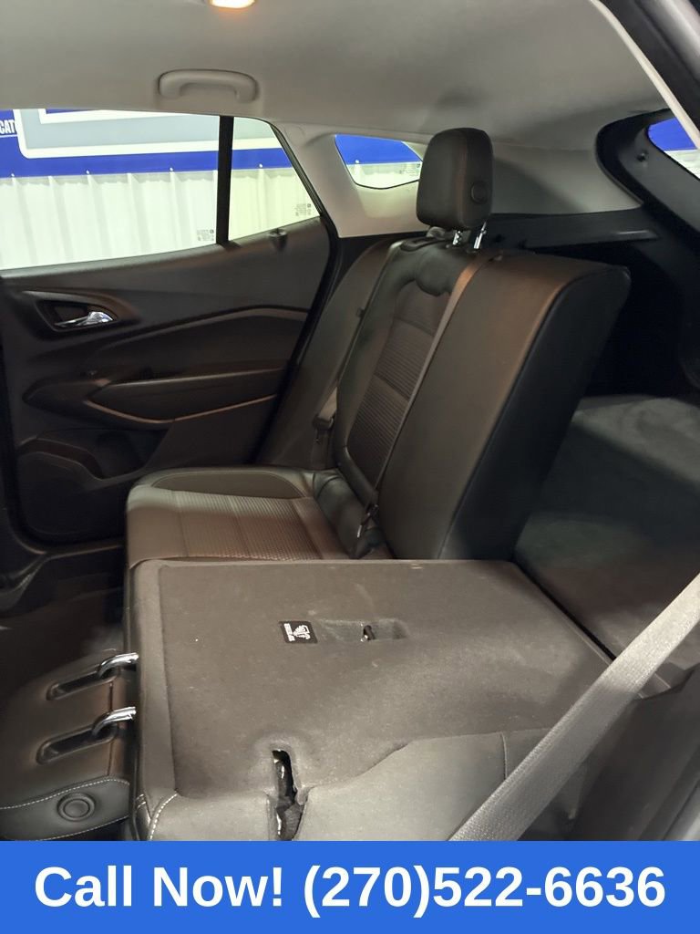 Used 2025 Chevrolet Trax LT image 31