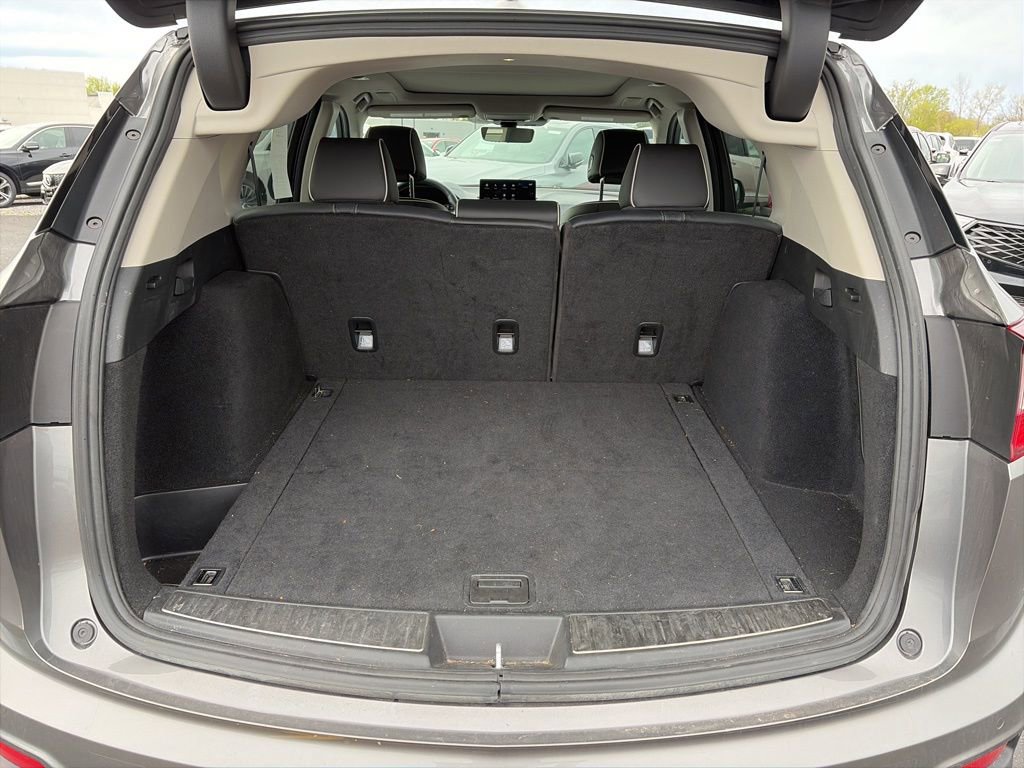 Used 2023 Acura RDX AWD w/ Advance Package image 9