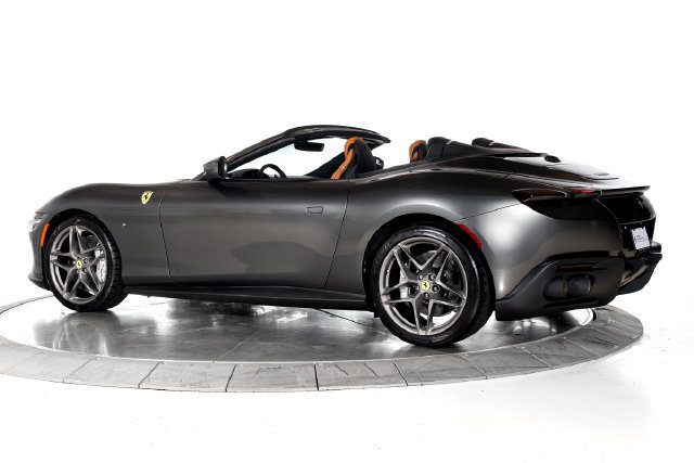 Certified 2026 Ferrari Roma Spider RWD image 7