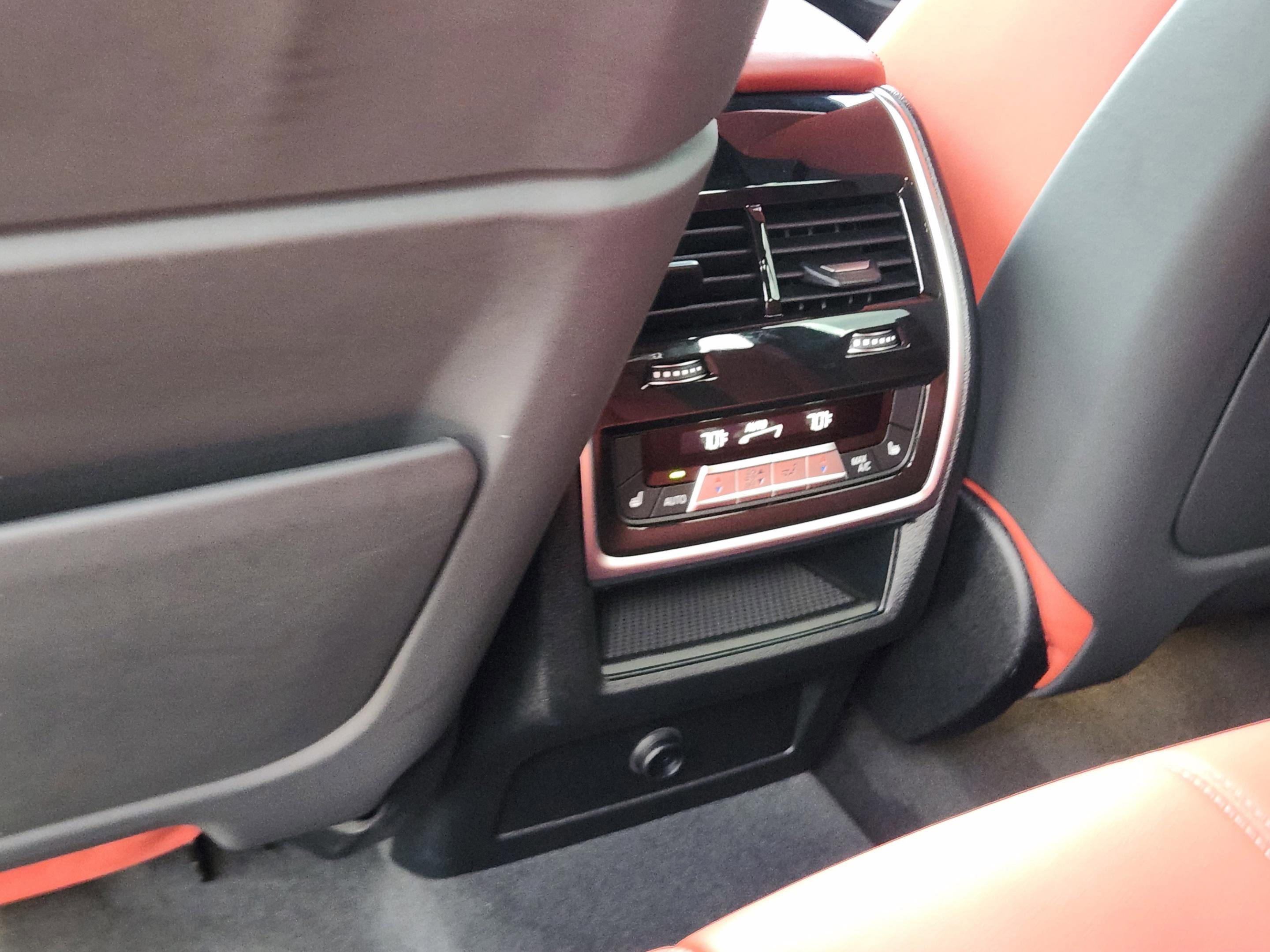 Used 2023 BMW X5 M w/ Competition Package AWD/4WD image 28