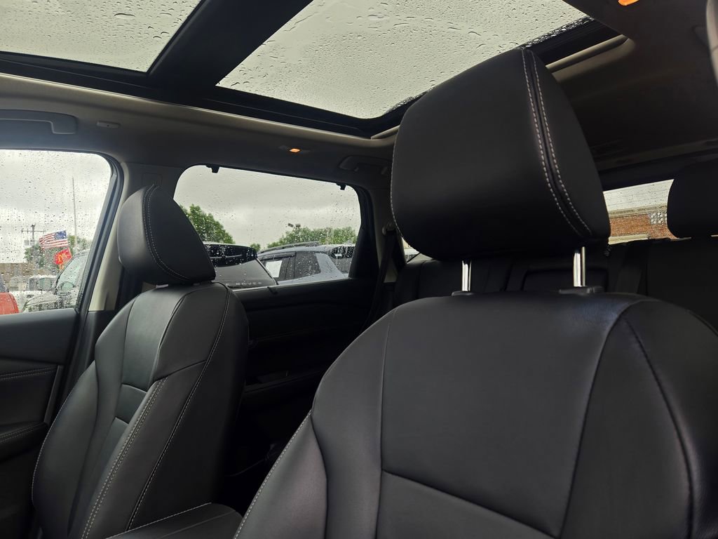 Used 2024 Nissan Rogue SL w/ SL Premium Package image 33