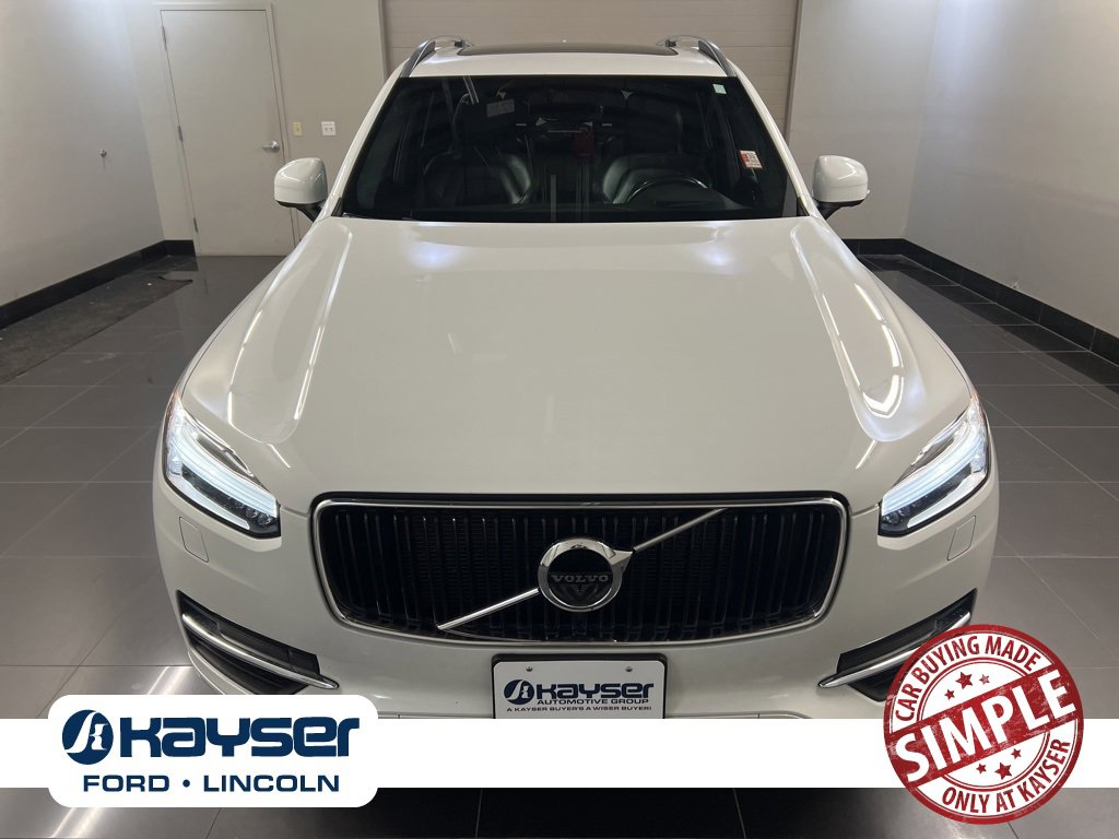 Used 2016 Volvo XC90 T6 Momentum w/ Momentum Plus Package image 2