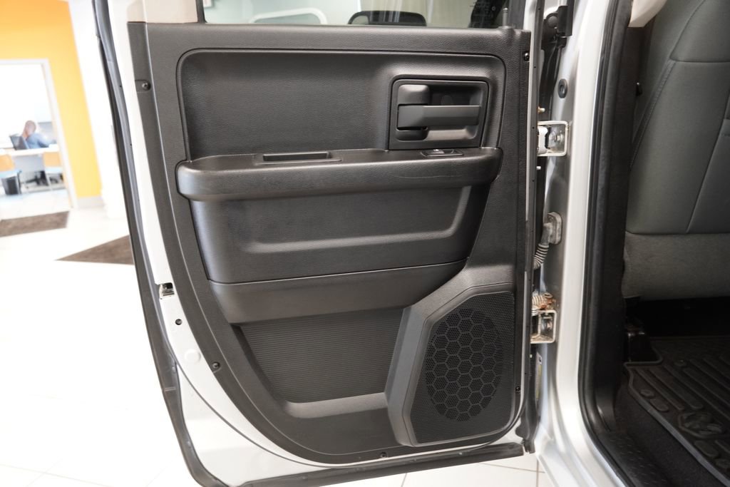 Used 2014 RAM 1500 Express image 24