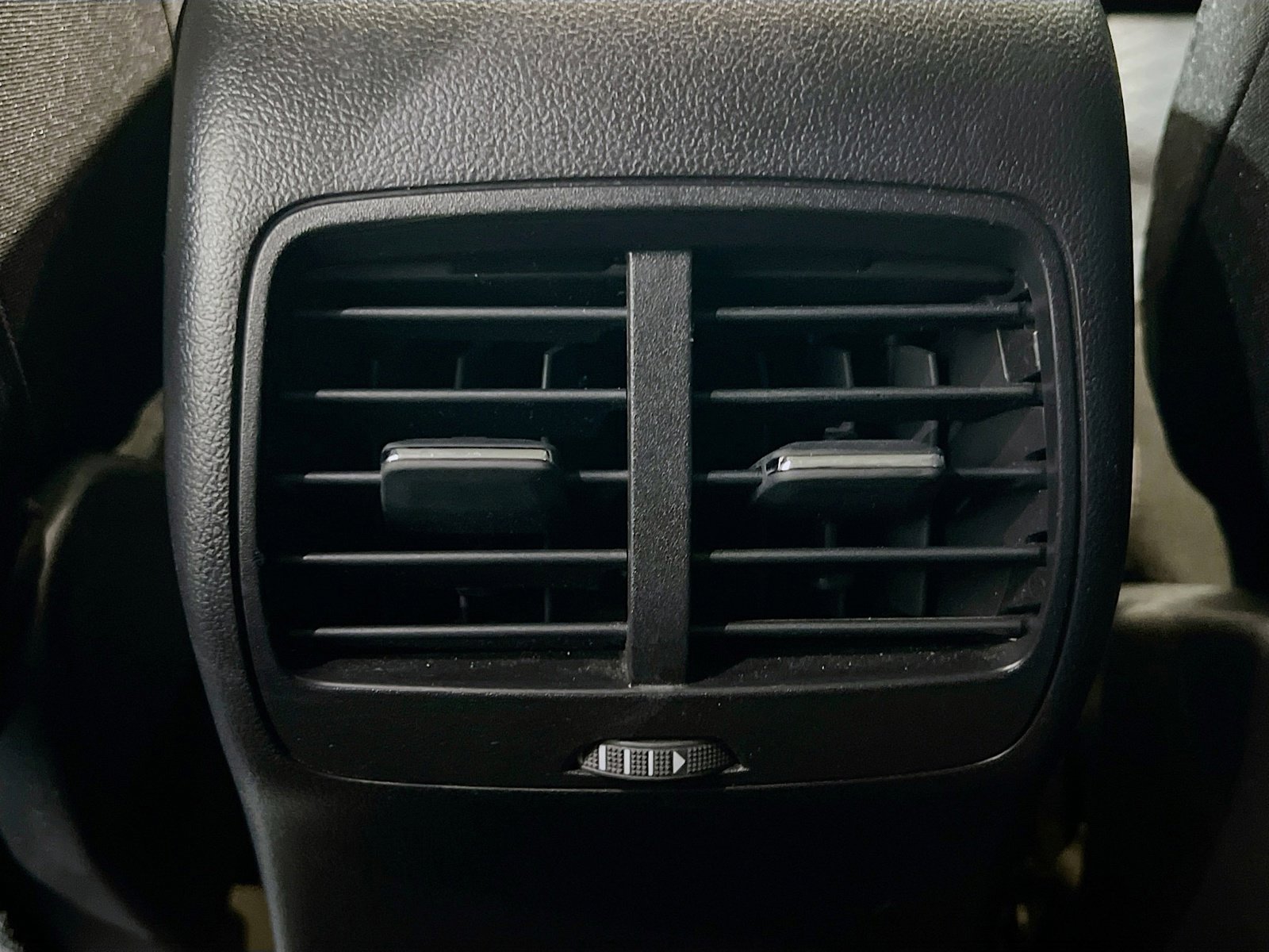 Used 2023 Ford Escape Active FWD image 17