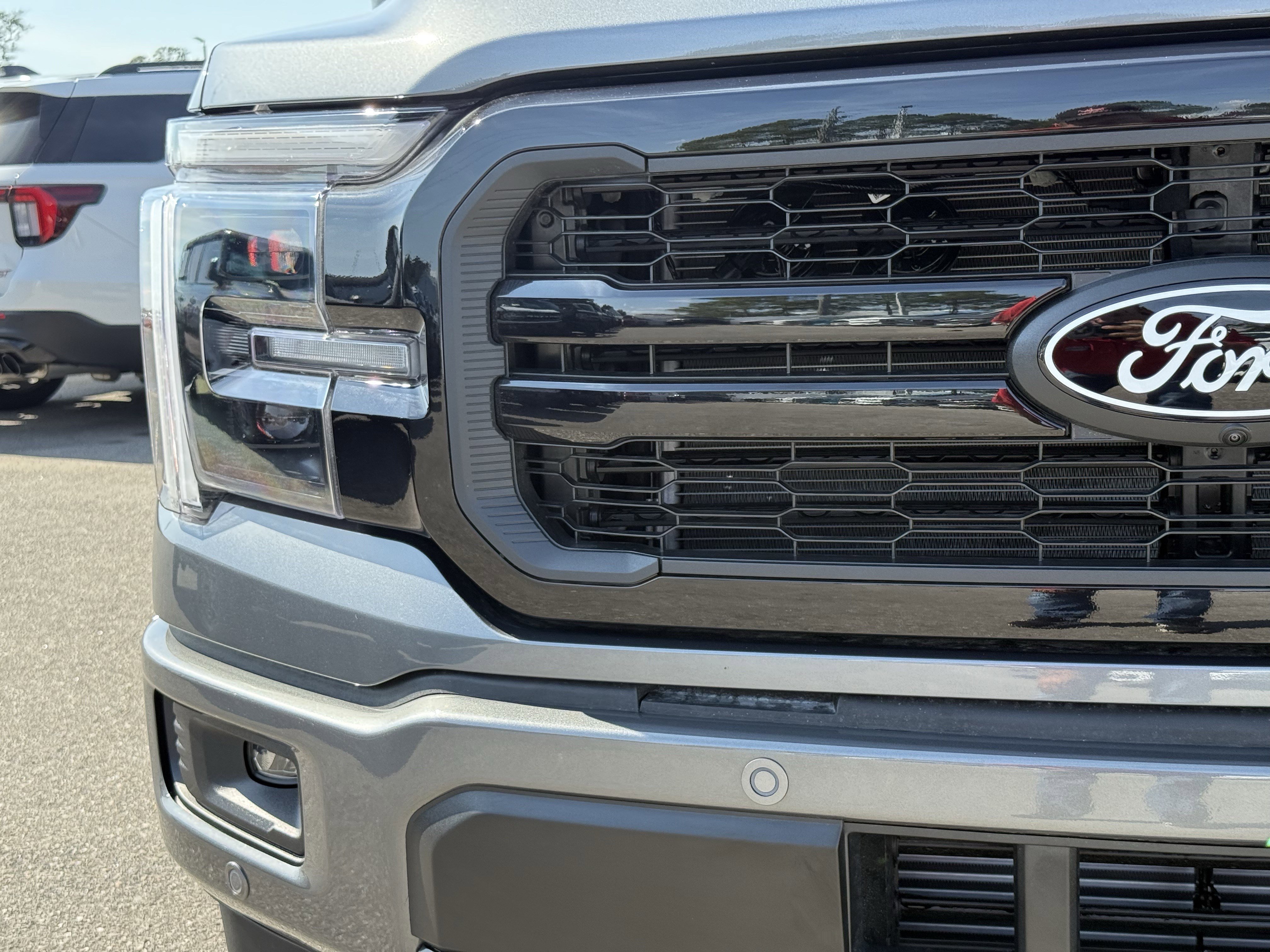 New 2025 Ford F150 Lariat w/ Equipment Group 502A High image 10