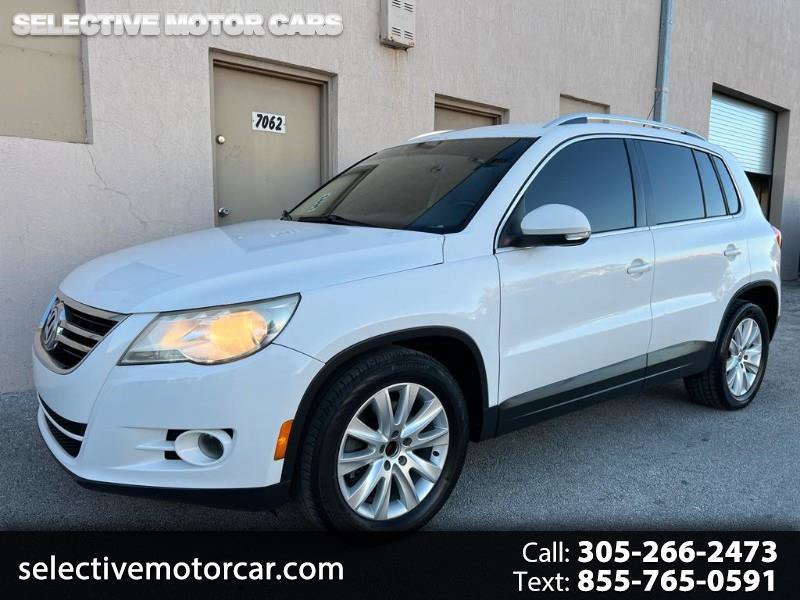 Used 2009 Volkswagen Tiguan SEL FWD image 1