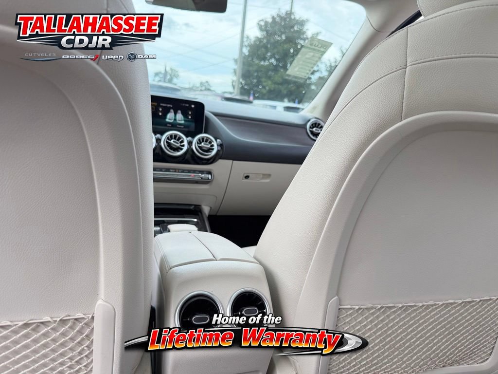 Used 2021 Mercedes-Benz GLA 250 w/ Premium Package image 35