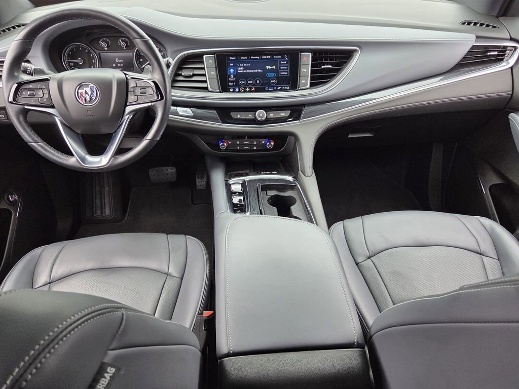 Used 2023 Buick Enclave Essence AWD/4WD image 15