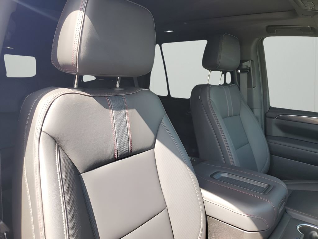 Used 2023 Chevrolet Tahoe RST w/ Luxury Package image 15