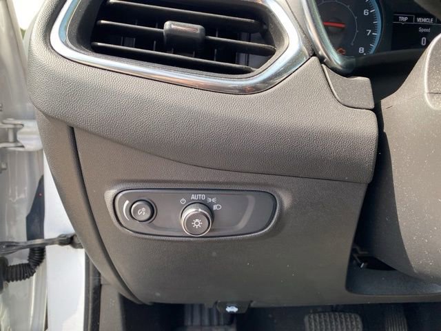 Used 2021 Chevrolet Equinox LS w/ LS Convenience Package FWD image 17