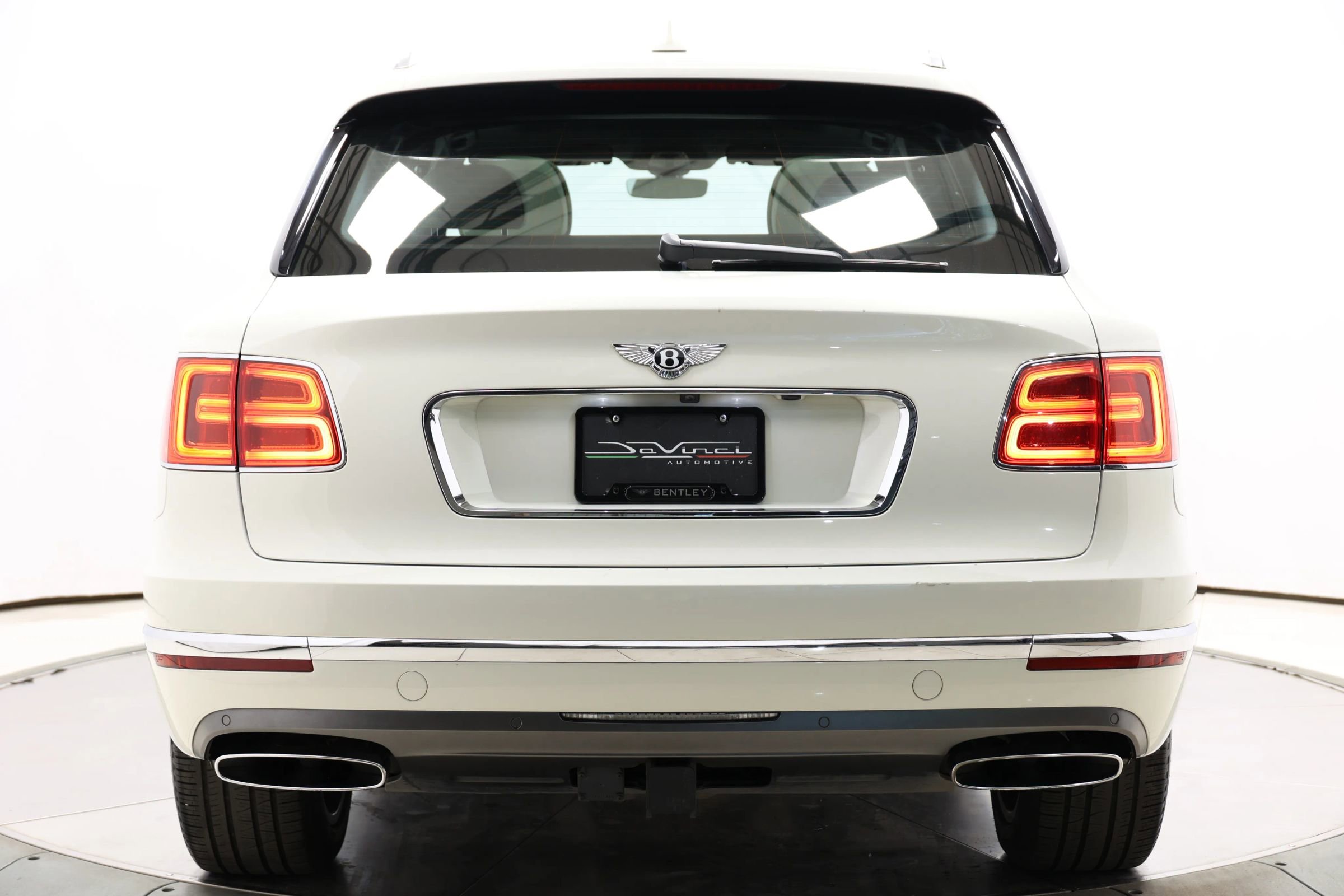 Used 2018 Bentley Bentayga Onyx Edition AWD/4WD image 85