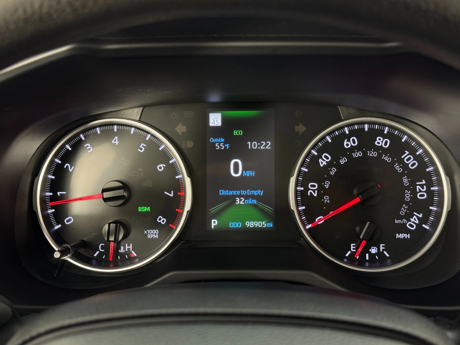 Used 2022 Toyota RAV4 XLE image 16