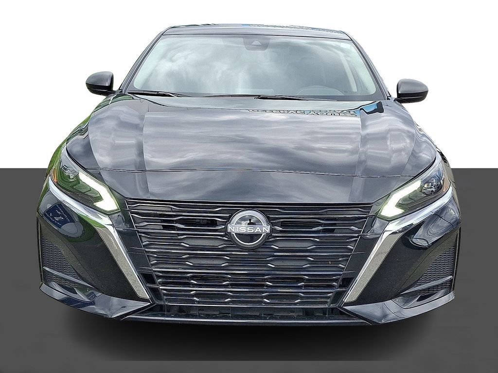 Used 2025 Nissan Altima 2.5 S image 2