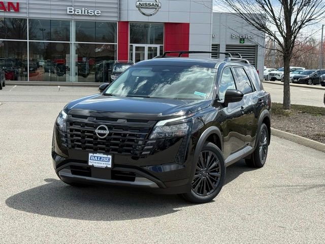 New 2026 Nissan Pathfinder SL image 9