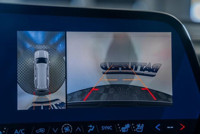 New 2026 Chevrolet Suburban High Country image 53