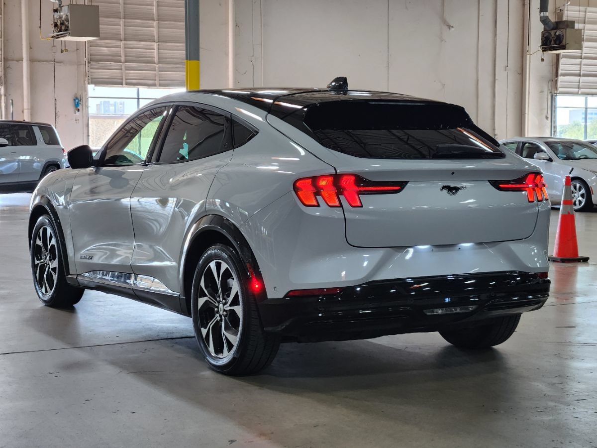 Used 2021 Ford Mustang Mach-E Premium RWD image 11