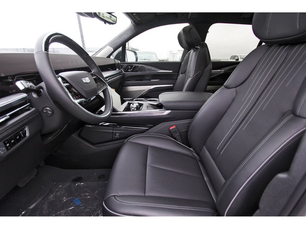 New 2026 Cadillac Escalade IQ Sport 2 w/ LPO, ONYX Package AWD/4WD image 6