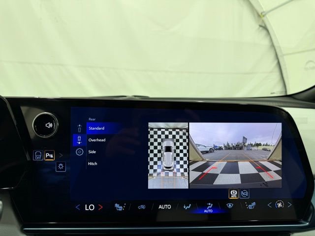 New 2026 Chevrolet Equinox EV LT FWD image 34